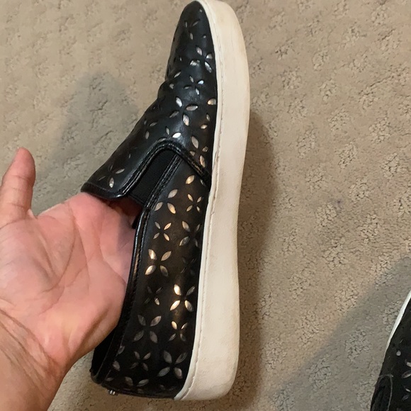 Michael Kors women shoes. Worn few times size 9 - Picture 4 of 5